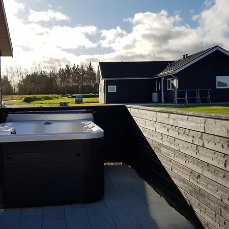 Eveline - 1-5km From The Sea By Interhome Dom wakacyjny Løkken